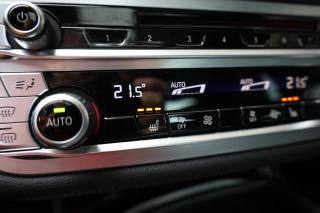 BMW 730 usata, con Specchietto retrovisore con funzione antiabbagliamento