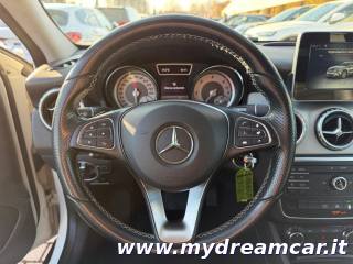 MERCEDES-BENZ GLA 180 usata, con Climatizzatore