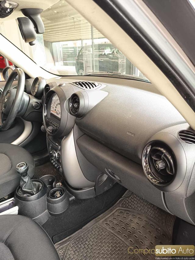 MINI Countryman usata, con Sedile posteriore sdoppiato