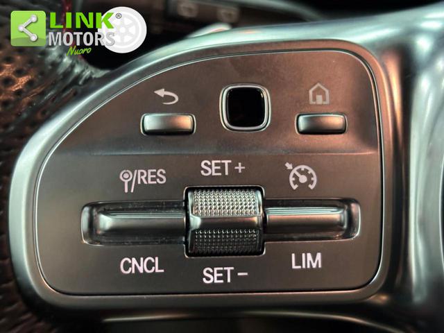 MERCEDES-BENZ A 200 usata, con Sedile posteriore sdoppiato