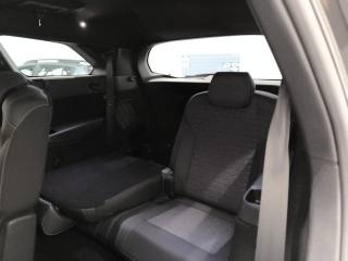 PEUGEOT 5008 usata, con Fari LED