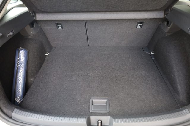 VOLKSWAGEN Taigo usata 112