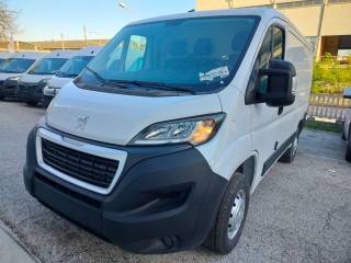 PEUGEOT Boxer usata, con Airbag