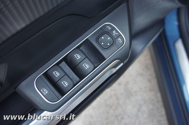 MERCEDES-BENZ GLB 200 usata 33