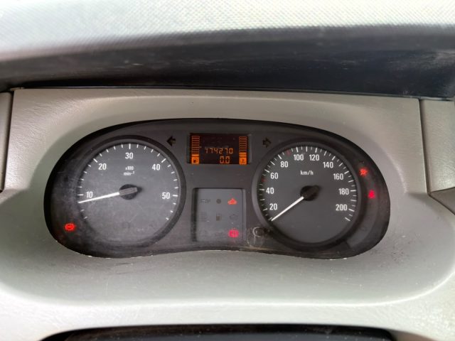 OPEL Vivaro usata 11