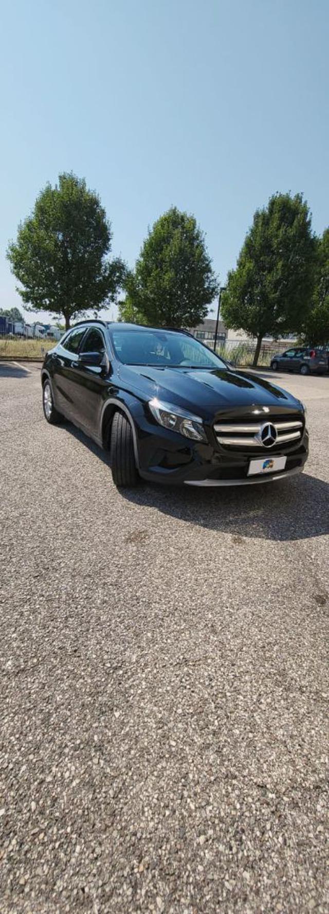 MERCEDES-BENZ GLA 180 usata, con ESP