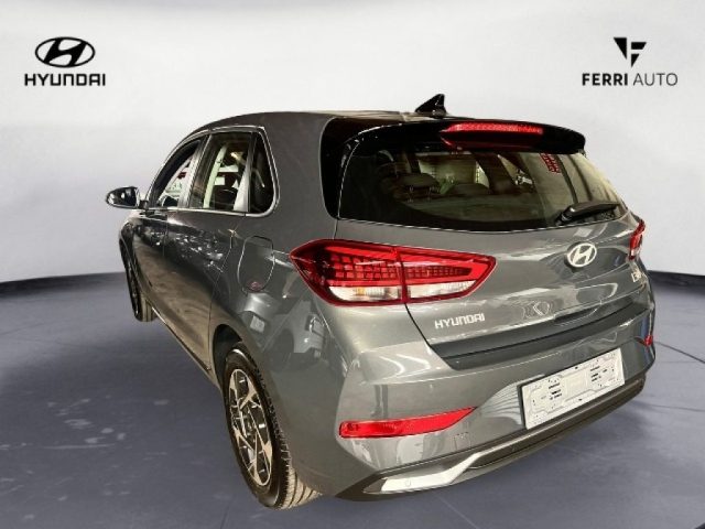 HYUNDAI i30 usata, con Airbag laterali