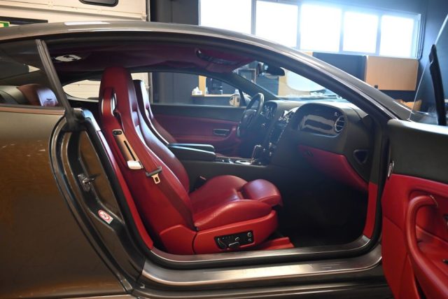 BENTLEY Continental usata 32