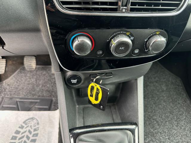 RENAULT Clio usata, con Volante multifunzione