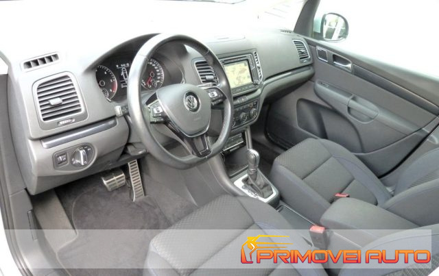 VOLKSWAGEN Sharan usata, con ABS