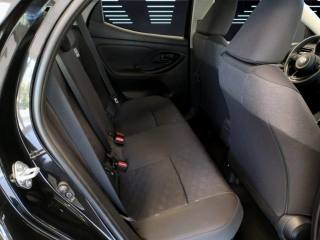 TOYOTA Yaris usata 16