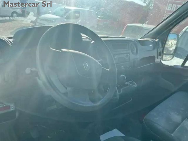 RENAULT Master usata, con Bluetooth