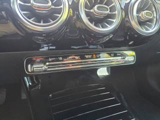 MERCEDES-BENZ A 200 usata, con Fari bi-xeno