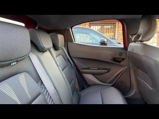 RENAULT Clio usata, con USB