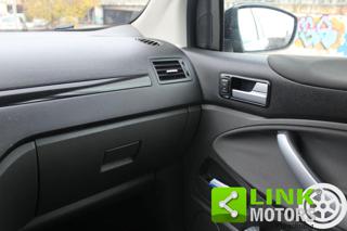 FORD Kuga usata, con Bracciolo