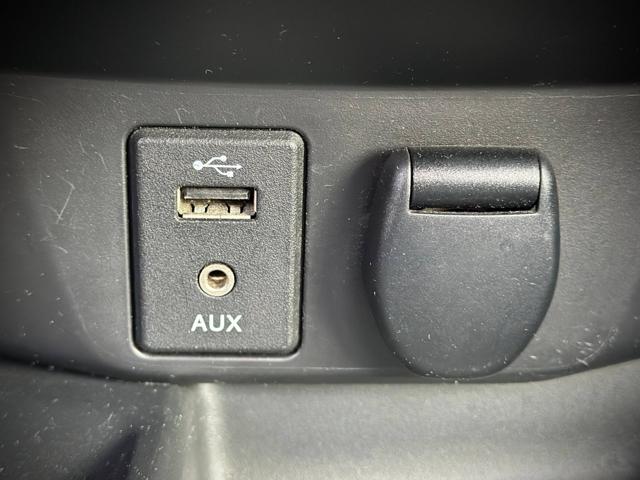 NISSAN X-Trail usata, con USB