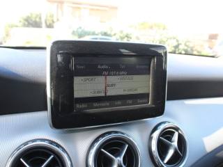 MERCEDES-BENZ GLA 180 usata, con Hill holder