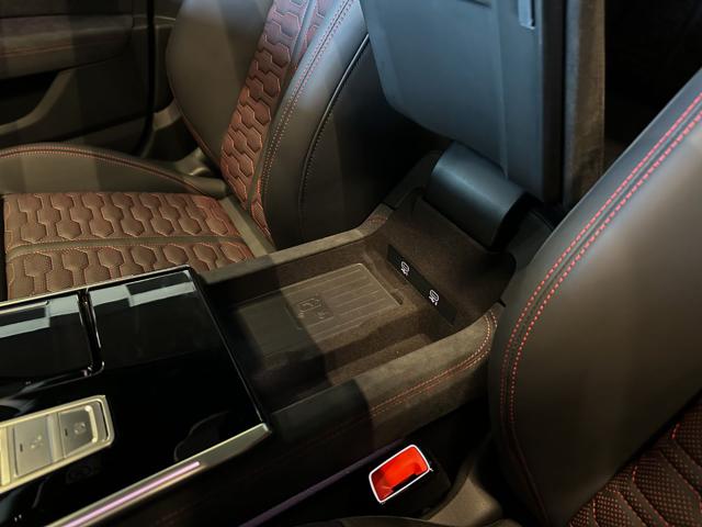 AUDI RS6 usata, con USB