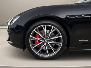 MASERATI Ghibli usata, con Sensori di parcheggio posteriori