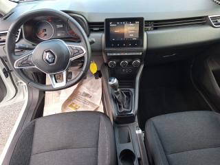 RENAULT Clio usata, con USB