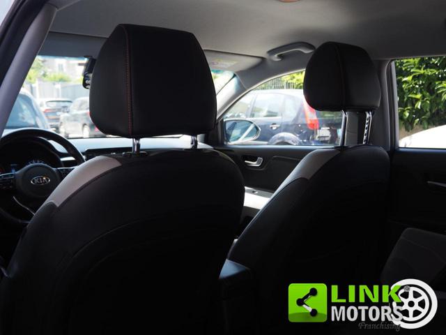 KIA Stonic usata 38