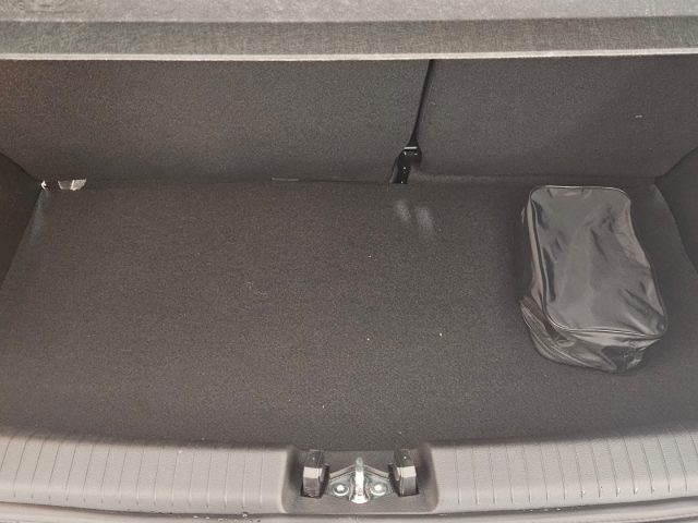 HYUNDAI i10 usata, con Climatizzatore