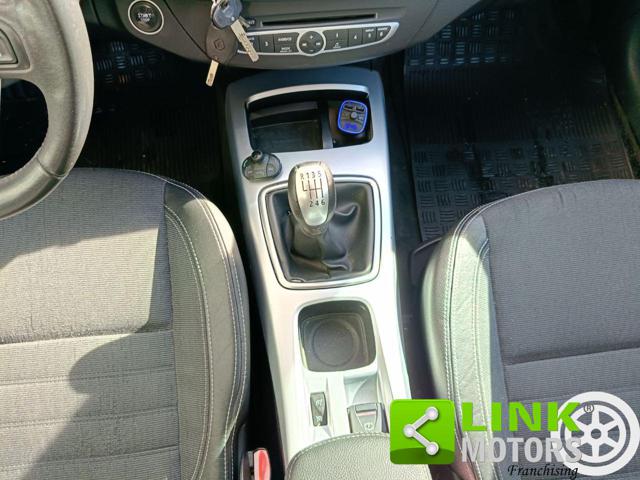 RENAULT Laguna usata, con Freno di stazionamento elettrico