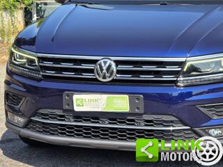 VOLKSWAGEN Tiguan usata, con USB