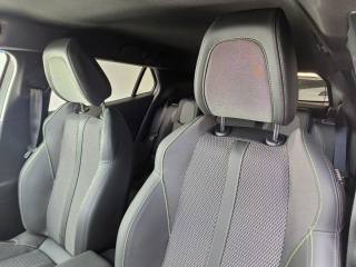 PEUGEOT 2008 usata, con Specchietti laterali elettrici