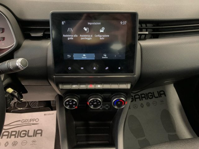 RENAULT Clio usata, con Park Distance Control