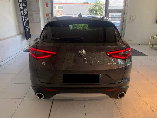 ALFA ROMEO Stelvio usata, con Alzacristalli elettrici