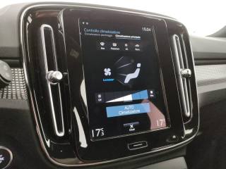 VOLVO XC40 usata, con Autoradio digitale