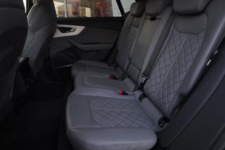 AUDI Q8 usata, con Chiusura centralizzata
