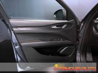 ALFA ROMEO Stelvio usata, con Fari Xenon