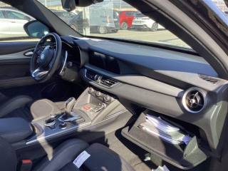 ALFA ROMEO Stelvio usata, con Volante in pelle