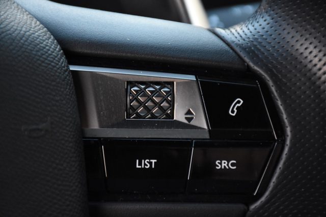 DS AUTOMOBILES DS 3 Crossback usata, con Sistema di navigazione