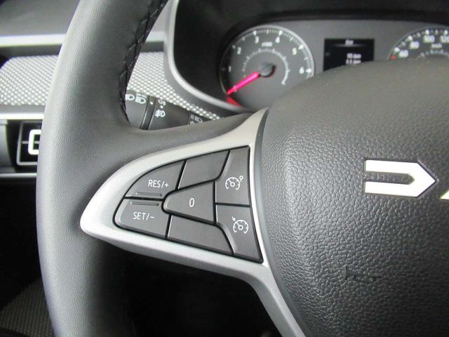 DACIA Jogger usata, con Cruise Control