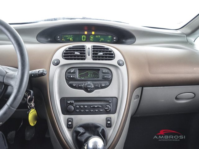CITROEN Xsara Picasso usata 13