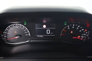 PEUGEOT 2008 usata 6