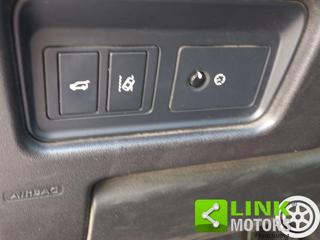 LAND ROVER Discovery Sport usata, con Sedile posteriore sdoppiato