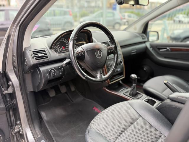 MERCEDES-BENZ A 180 usata, con Climatizzatore