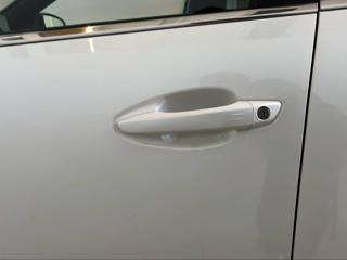 PEUGEOT 3008 usata, con Sensori di parcheggio posteriori