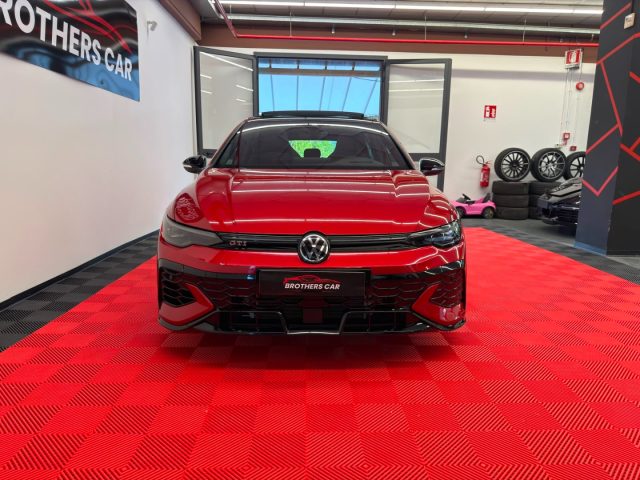 VOLKSWAGEN Golf GTI usata, con Airbag