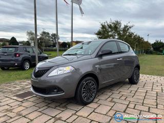 LANCIA Ypsilon 1.0 FireFly 5 porte S&S Hybrid Oro KM 0