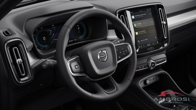 VOLVO XC40 usata 14