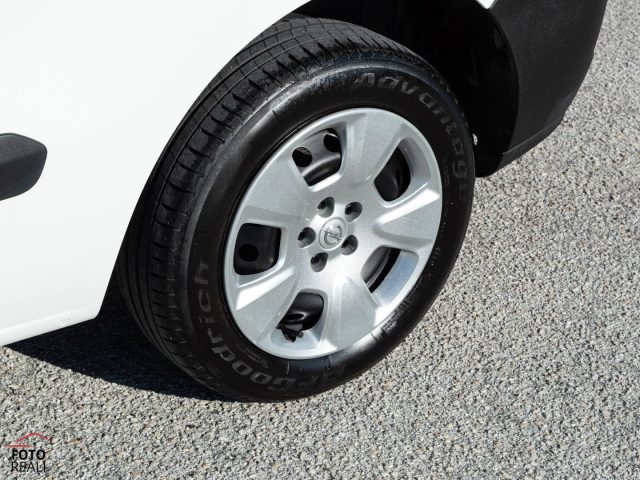 OPEL Combo usata 20