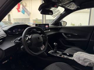 PEUGEOT 2008 usata, con Sensori di parcheggio posteriori