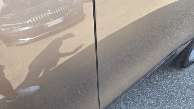 LAND ROVER Range Rover Velar usata, con Climatizzatore