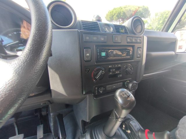 LAND ROVER Defender usata 10
