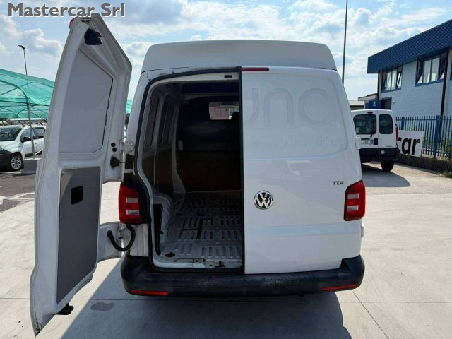 VOLKSWAGEN Transporter usata, con Park Distance Control